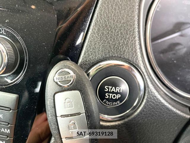 Nissan X-TRAIL 2015-10 8363278-18