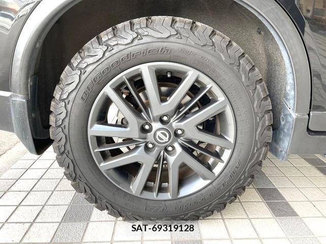Nissan X-TRAIL 2015-10 8363278-9