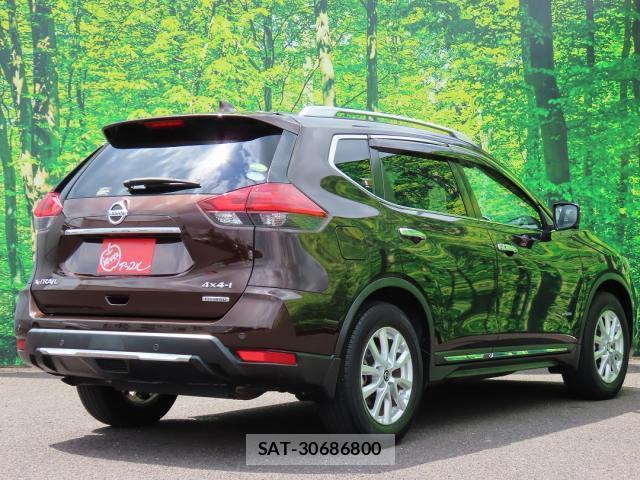 Nissan X-TRAIL 2019-09 8363824-5