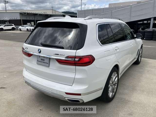 Bmw X7 2022-03 8363468-2