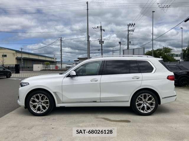 Bmw X7 2022-03 8363468-4