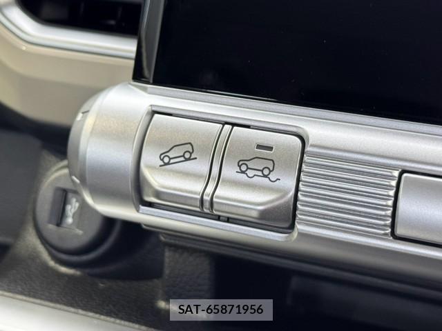Suzuki X BEE 2019-12 8361434-16