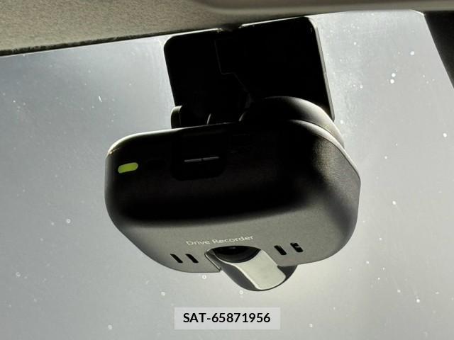 Suzuki X BEE 2019-12 8361434-5