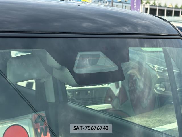 Suzuki X BEE 2026-07 8361750-10