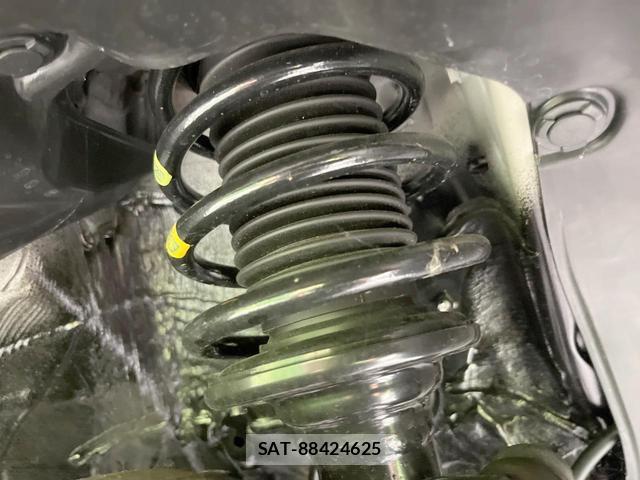 Suzuki X BEE 2025-11 8361793-19