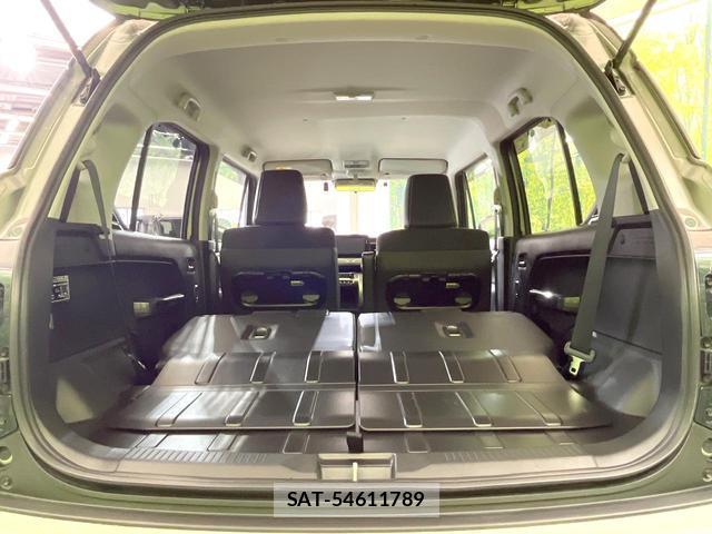 Suzuki X BEE 2022-01 8362541-9