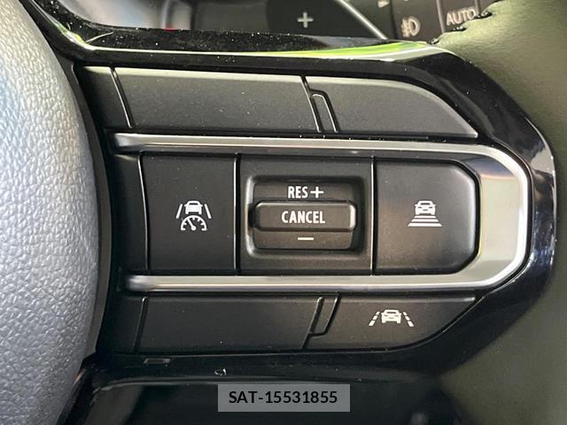 Suzuki X BEE 2025-10 8362835-4