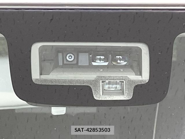 Suzuki X BEE 2018-11 8363482-3