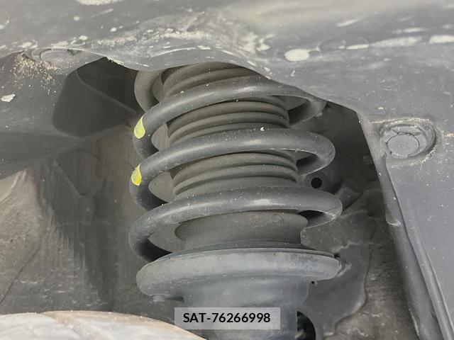 Suzuki X BEE 2019-12 8363561-19