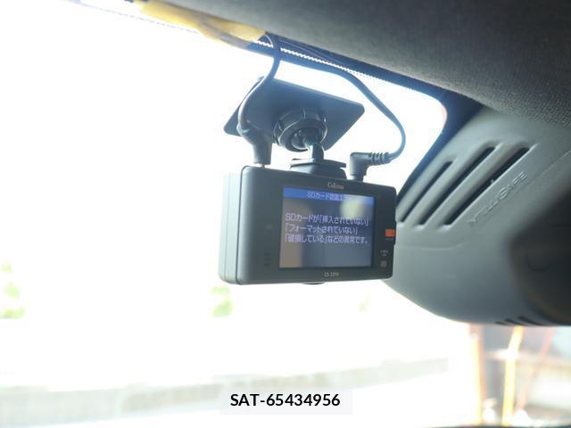 Volvo XC40 2021-06 8360609-16