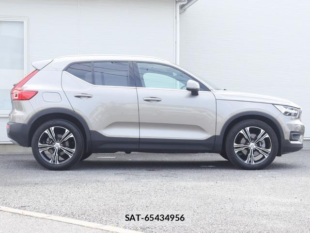 Volvo XC40 2021-06 8360609-6