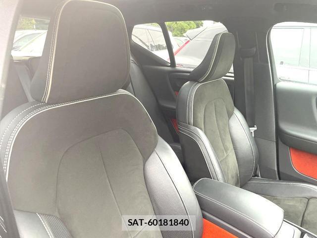 Volvo XC40 2018-04 8361006-11
