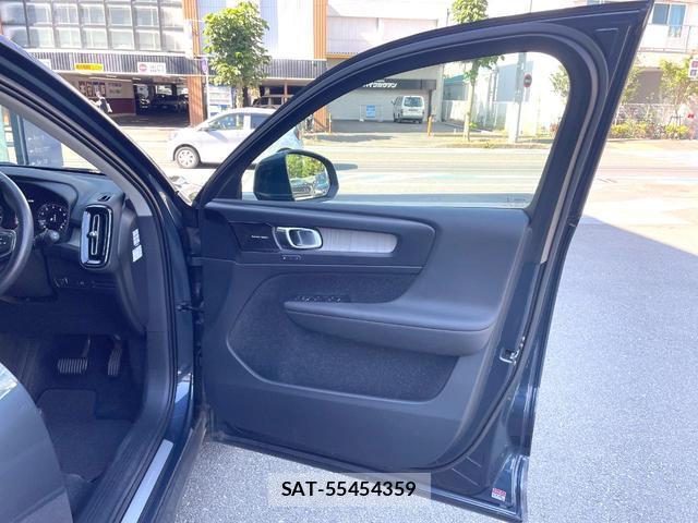 Volvo XC40 2019-11 8361007-11