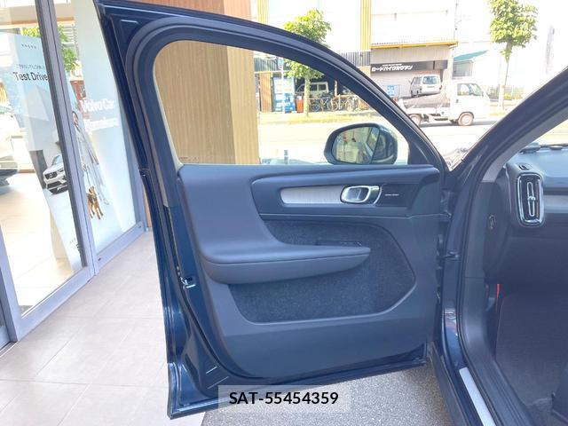 Volvo XC40 2019-11 8361007-13