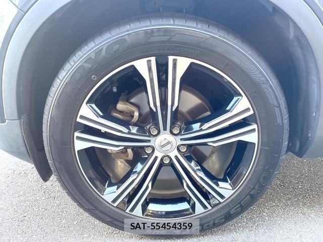 Volvo XC40 2019-11 8361007-15