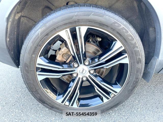 Volvo XC40 2019-11 8361007-17
