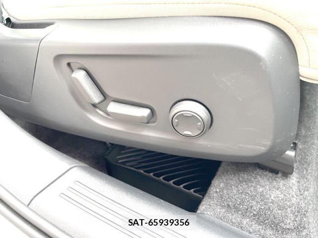Volvo XC40 2025-12 8361546-8