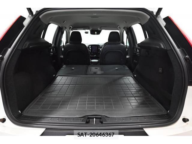 Volvo XC40 2020-03 8361895-15