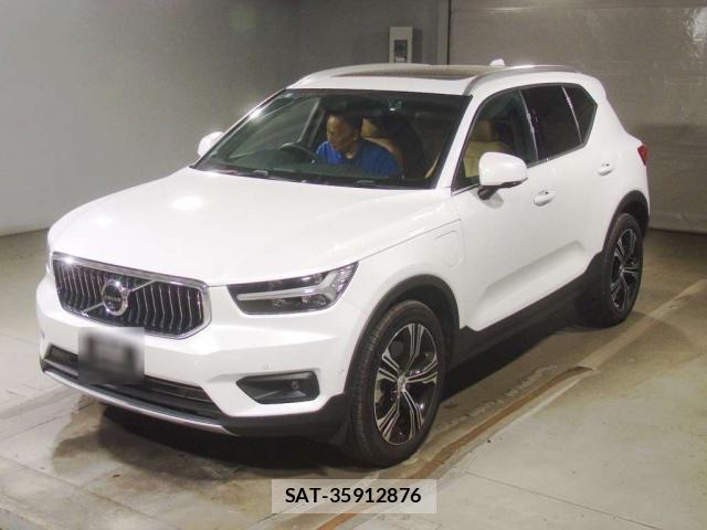 Volvo XC40 2022-05 8362097-0