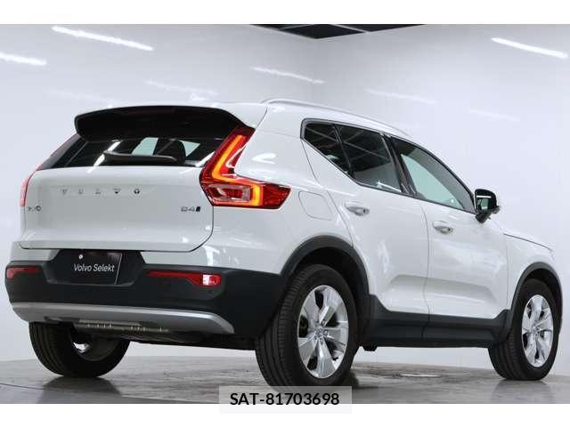 Volvo XC40 2022-01 8363753-6