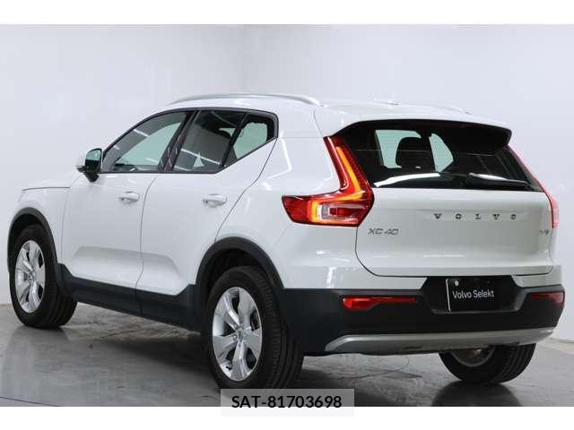 Volvo XC40 2022-01 8363753-9