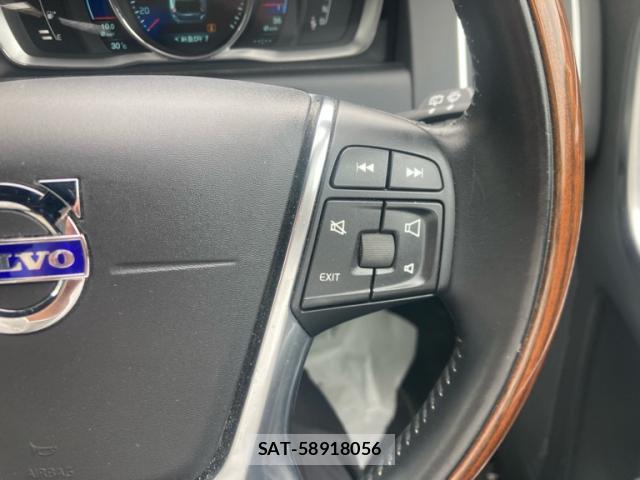 Volvo XC60 2014-12 8361086-15