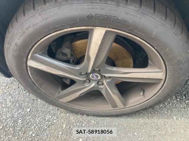 Volvo XC60 2014-12 8361086-9