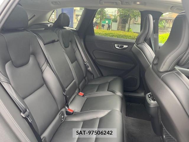 Volvo XC60 2025-12 8361089-12