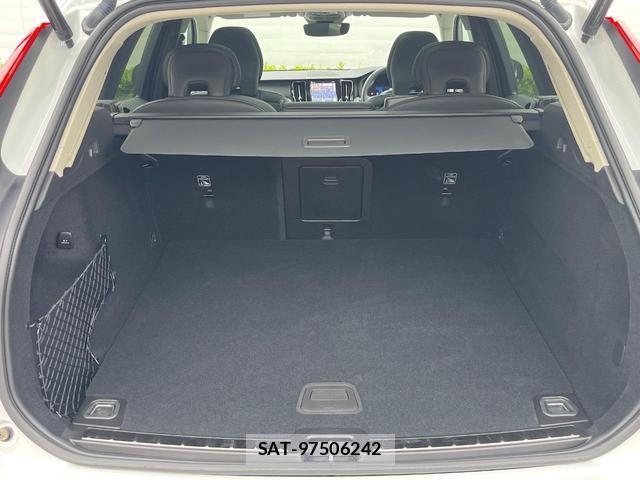 Volvo XC60 2025-12 8361089-13