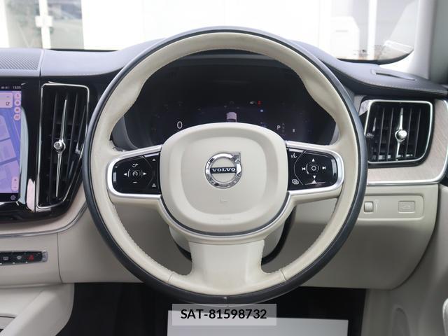 Volvo XC60 2021-10 8361098-11