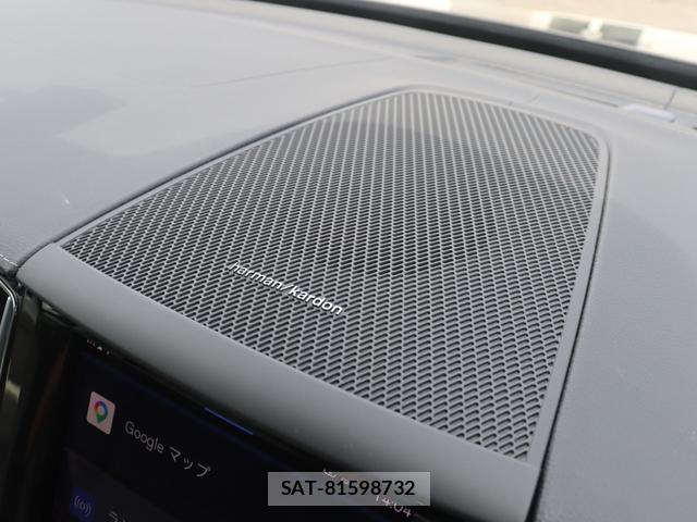 Volvo XC60 2021-10 8361098-18