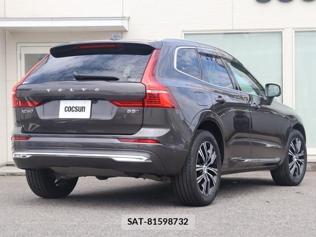 Volvo XC60 2021-10 8361098-7