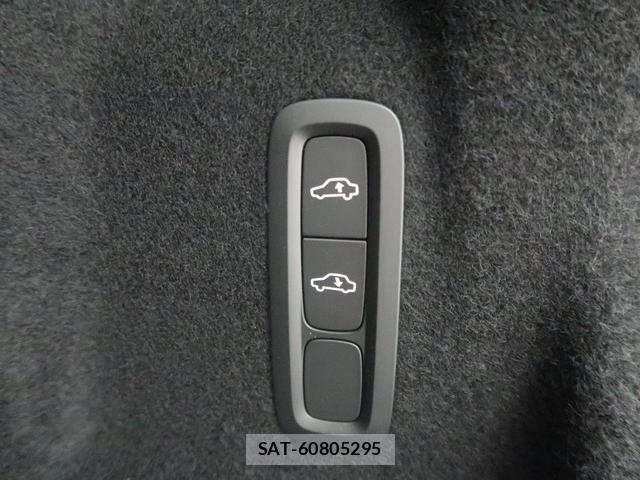 Volvo XC60 2026-03 8361573-8