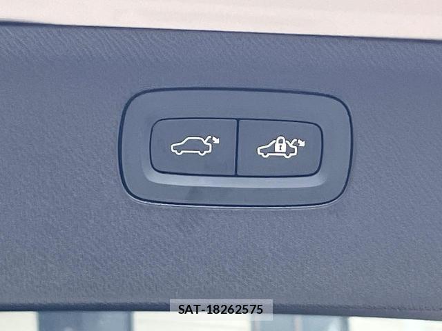 Volvo XC90 2024-03 8361088-12