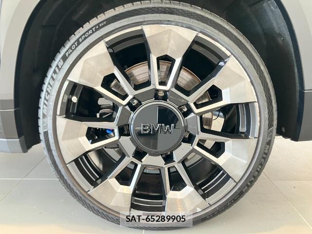 Bmw XM 2023-11 8362070-19