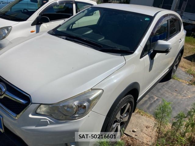 Subaru XV HYBRID 2013-07 8360865-1