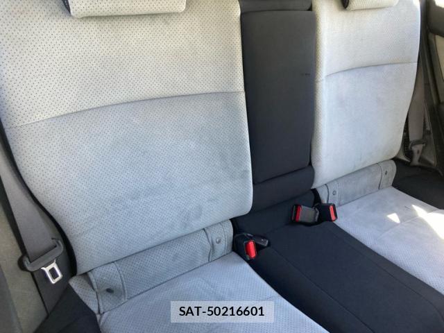 Subaru XV HYBRID 2013-07 8360865-11