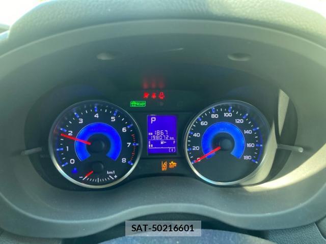 Subaru XV HYBRID 2013-07 8360865-16
