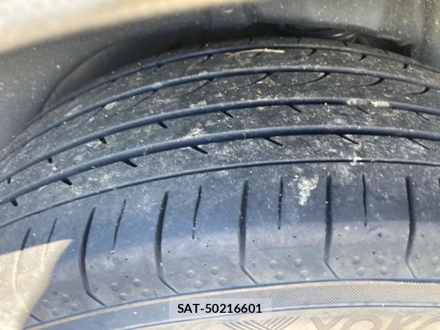 Subaru XV HYBRID 2013-07 8360865-4