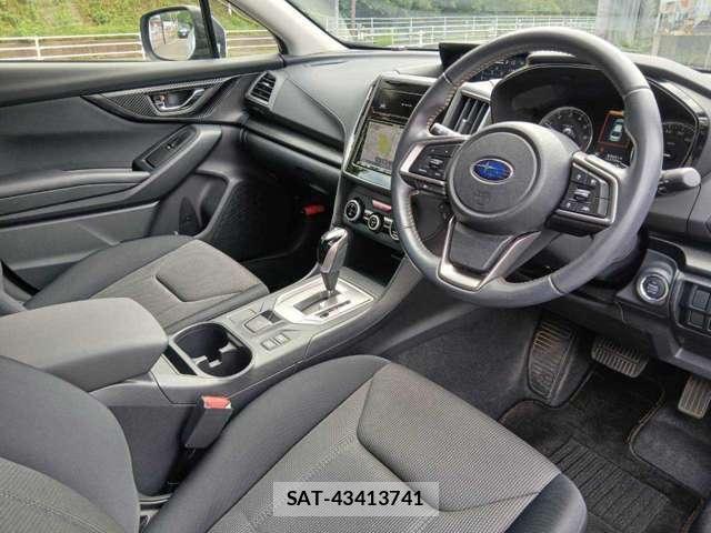 Subaru XV 2017-10 8360660-8