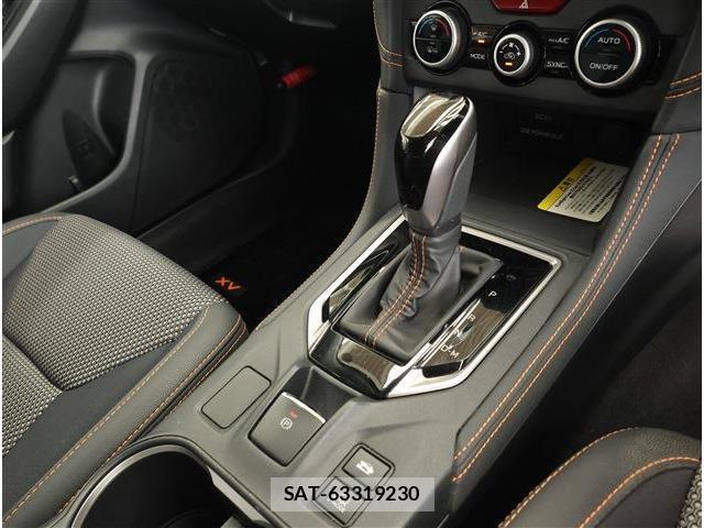 Subaru XV 2017-06 8361046-10