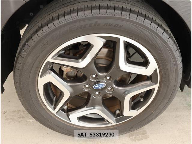 Subaru XV 2017-06 8361046-9