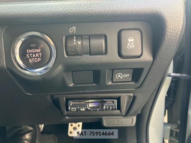 Subaru XV 2014-06 8361085-14