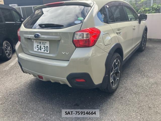 Subaru XV 2014-06 8361085-2