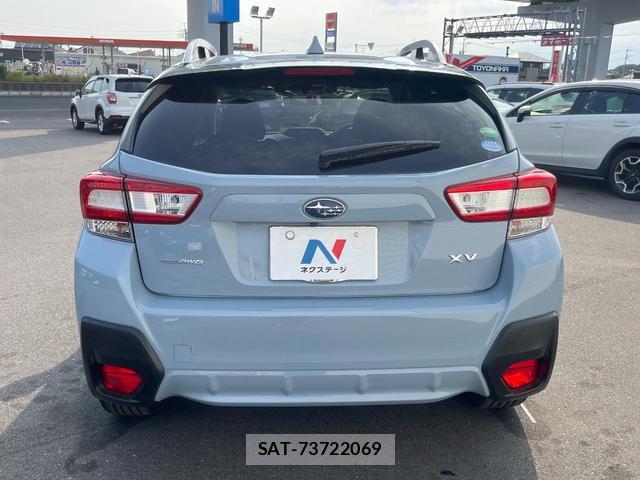 Subaru XV 2018-07 8362418-14
