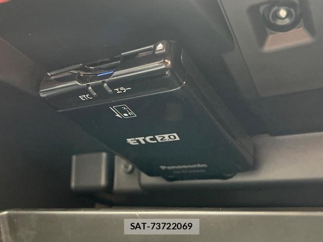 Subaru XV 2018-07 8362418-5