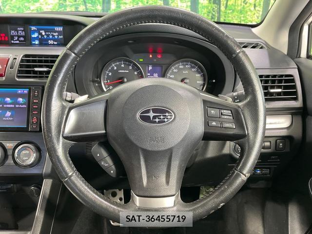 Subaru XV 2013-08 8362760-10