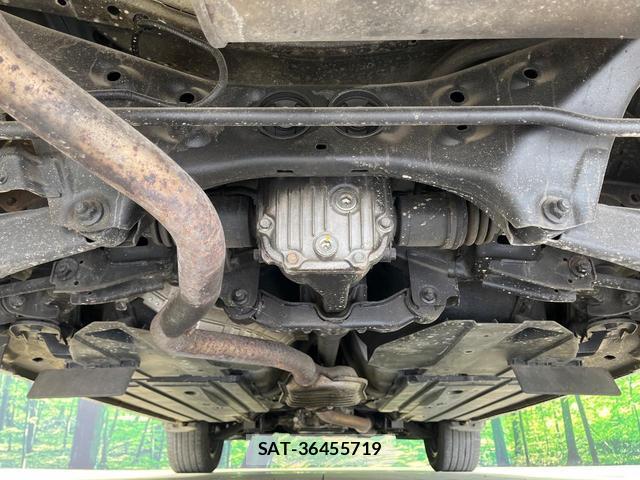 Subaru XV 2013-08 8362760-18