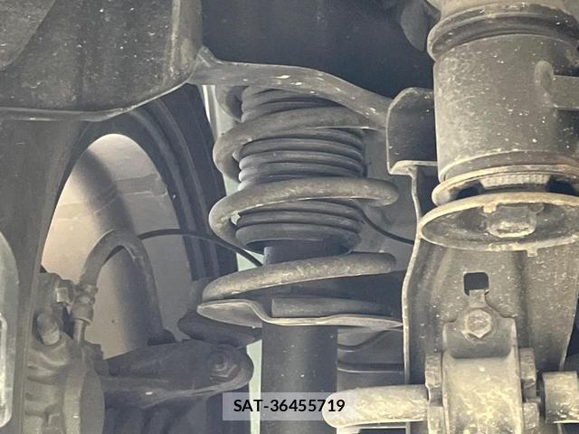 Subaru XV 2013-08 8362760-19