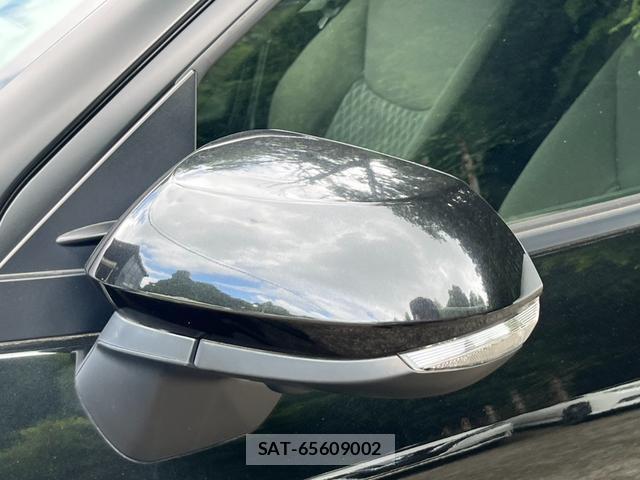 Toyota YARIS CROSS 2022-02 8360896-18